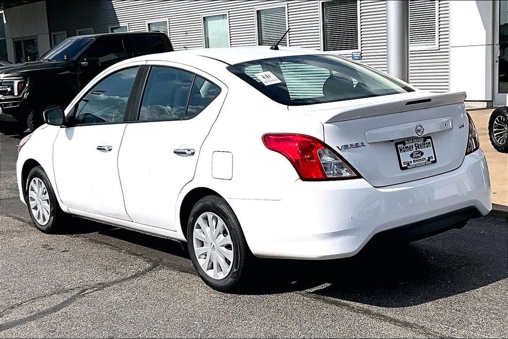 2019 Nissan Versa 1.6 SV