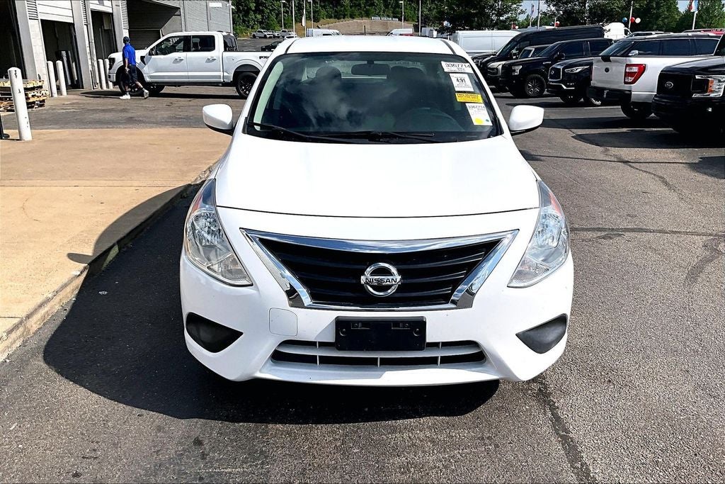 2019 Nissan Versa 1.6 SV