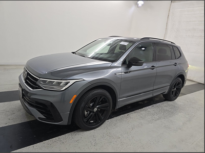 2023 Volkswagen Tiguan 2.0T SE R-Line Black