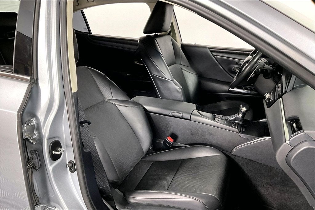 2022 Lexus ES 350