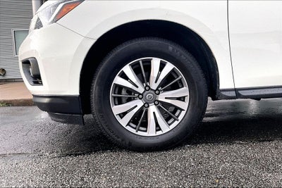 2020 Nissan Pathfinder SL