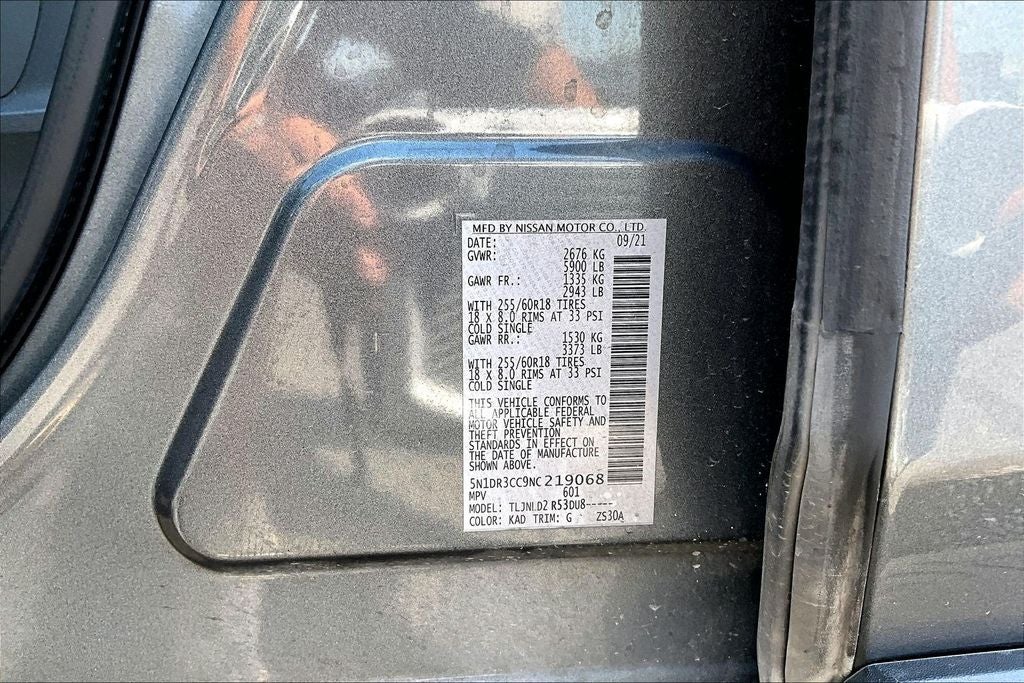 2022 Nissan Pathfinder SL