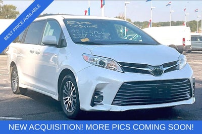 2019 Toyota Sienna XLE 7 Passenger