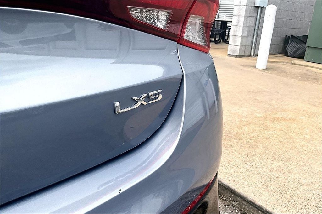 2021 Kia K5 LXS