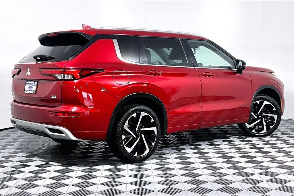 2022 Mitsubishi Outlander SEL