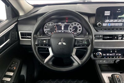2022 Mitsubishi Outlander SEL