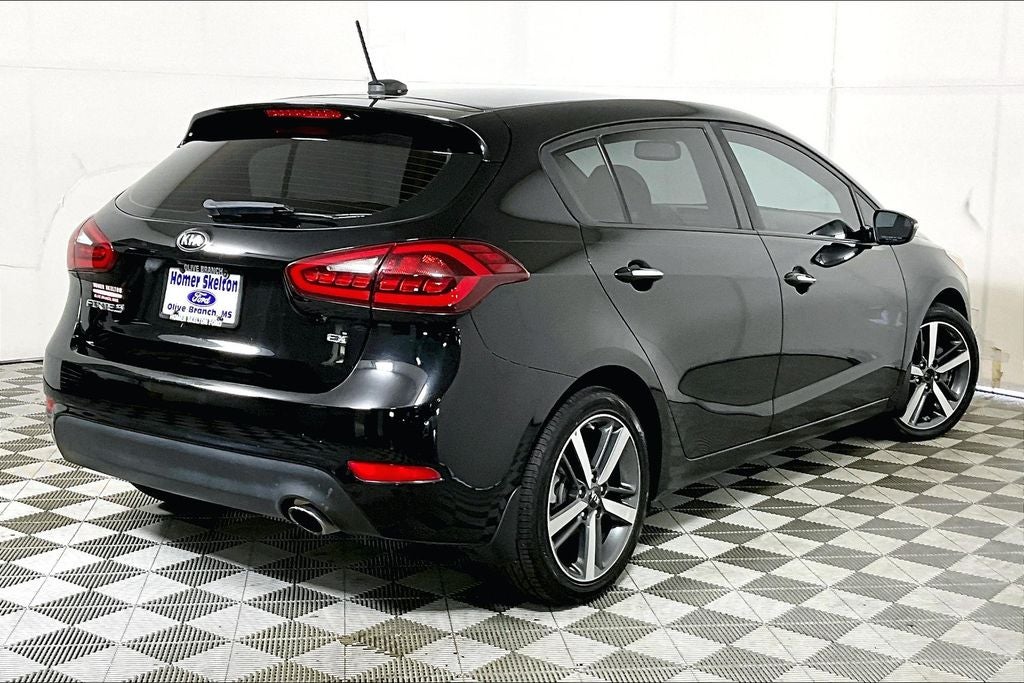 2017 Kia Forte5 EX