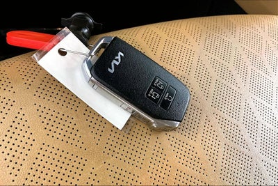 2023 Kia Carnival LX Seat Package