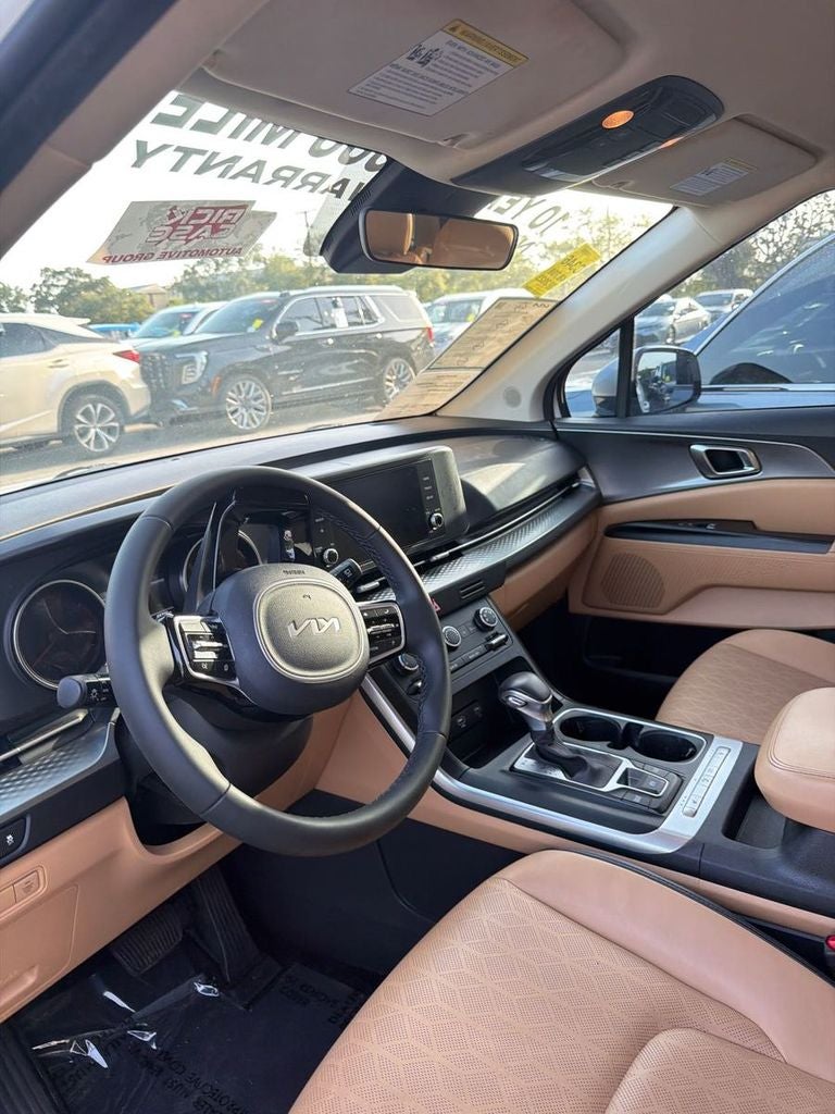 2023 Kia Carnival LX Seat Package
