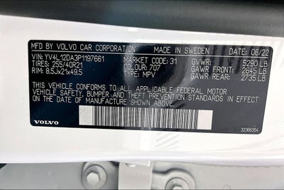 2023 Volvo XC60 B5 Ultimate Bright Theme