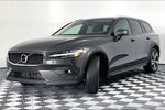 2025 Volvo V60 Cross Country B5 Plus