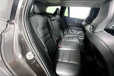2025 Volvo V60 Cross Country B5 Plus