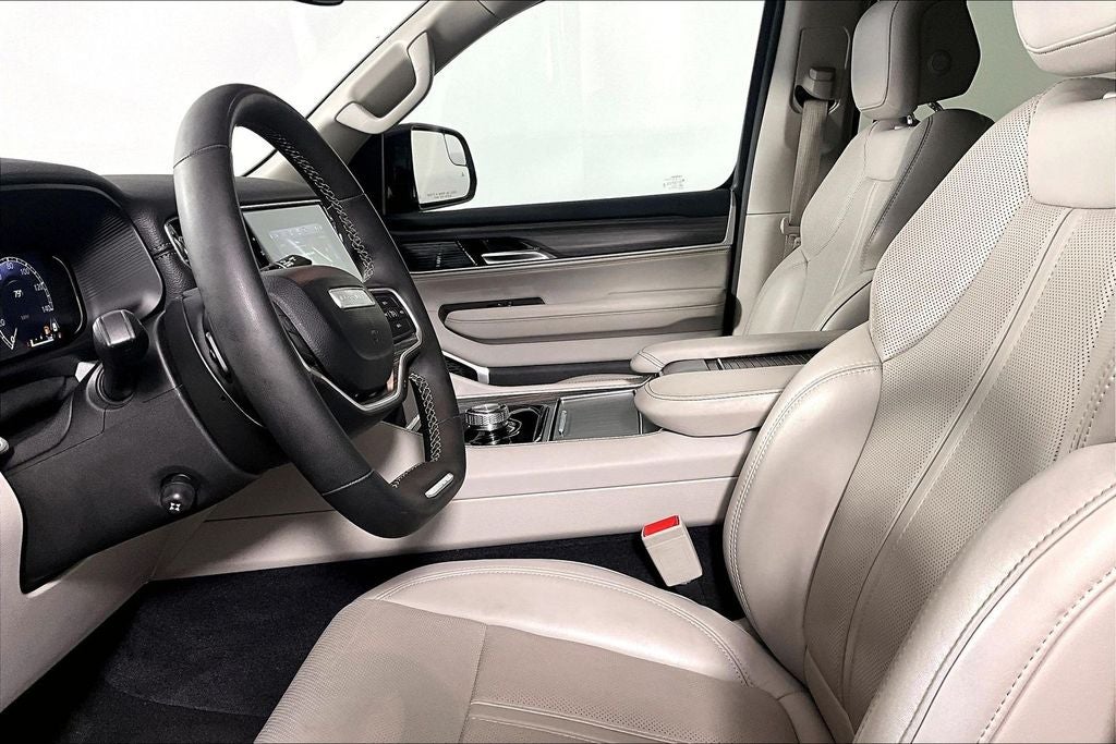 2024 Jeep Wagoneer Series II - Photo 13