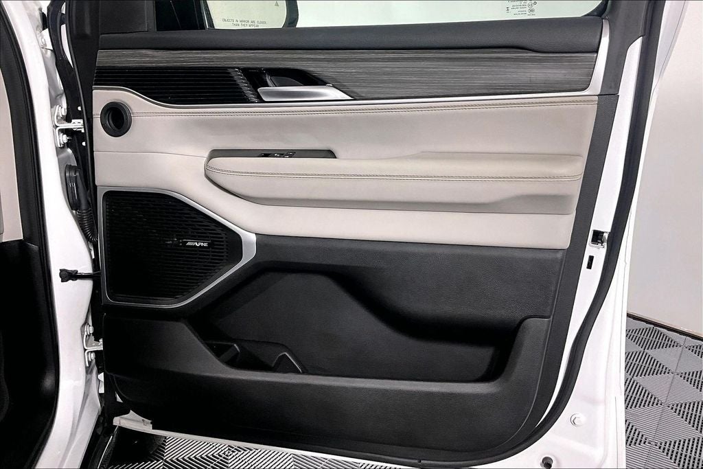 2024 Jeep Wagoneer Series II - Photo 24
