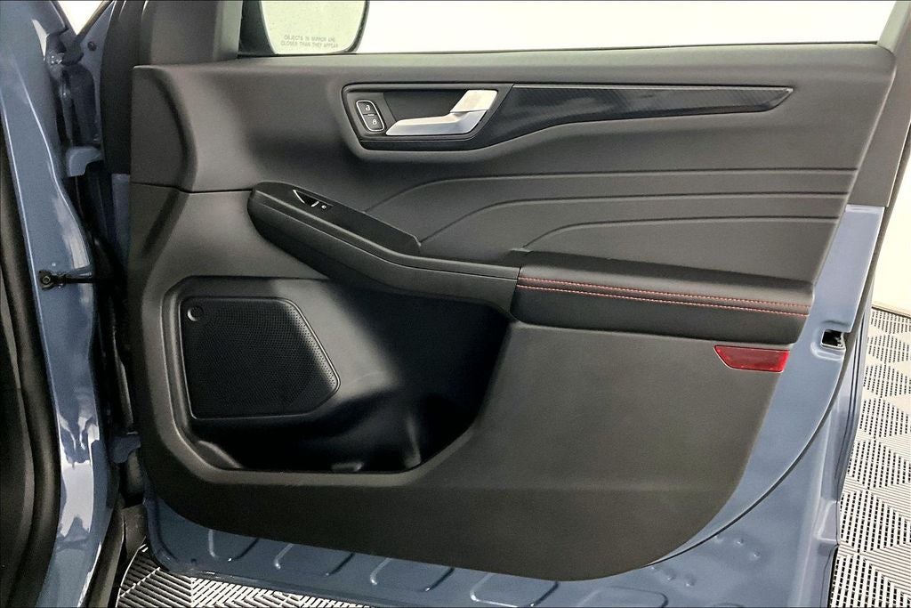 2025 Ford Escape ST-Line - Photo 24