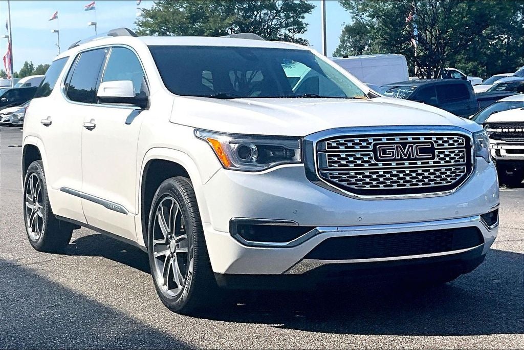 2017 GMC Acadia Denali