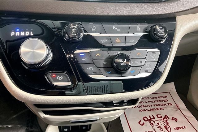 2017 Chrysler Pacifica Touring L