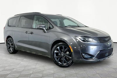 2020 Chrysler Pacifica Limited