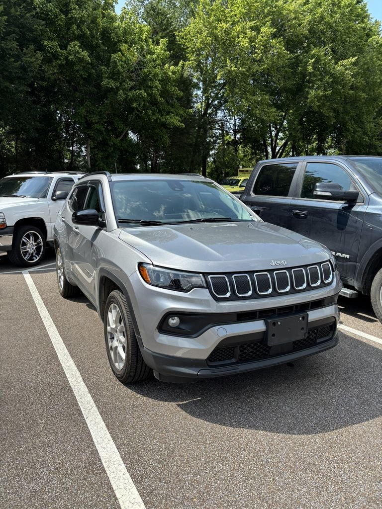 2022 Jeep Compass Latitude Lux