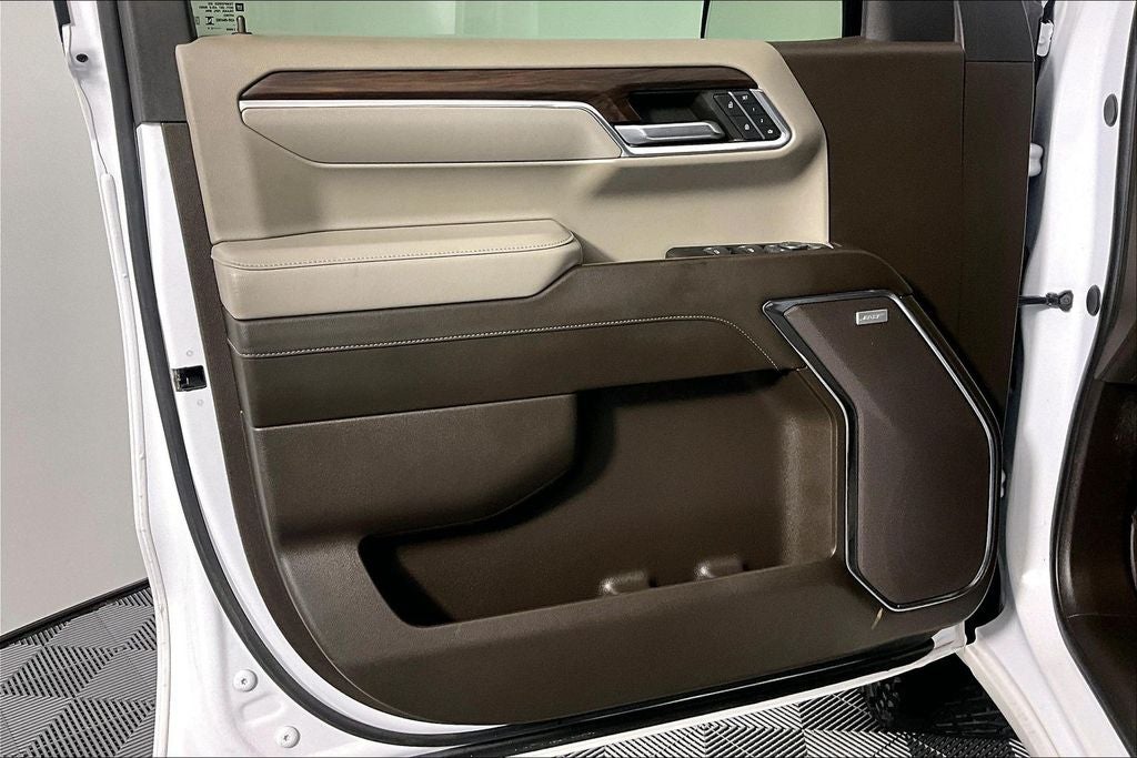 2024 GMC Sierra 1500 SLT - Photo 23
