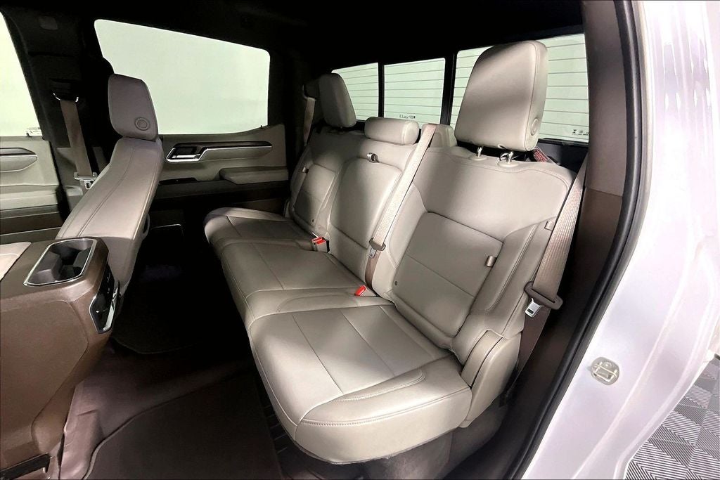 2024 GMC Sierra 1500 SLT - Photo 26