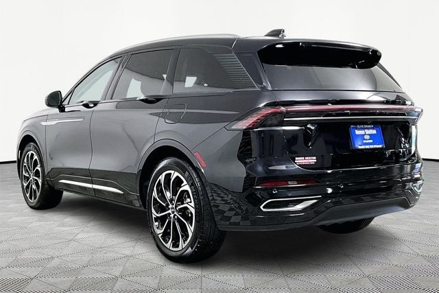 2024 Lincoln Nautilus Reserve