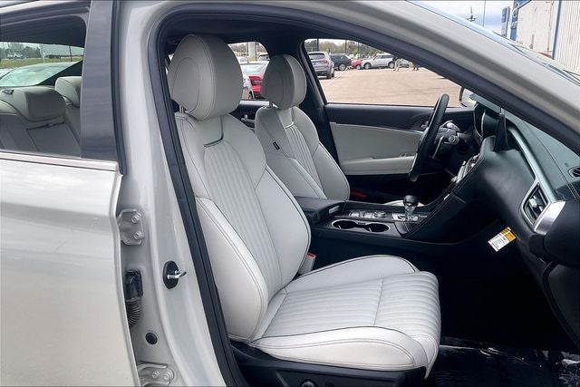 2025 Genesis G70 3.3T Sport Advanced