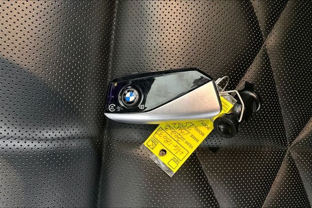 2023 BMW 7 Series 740i