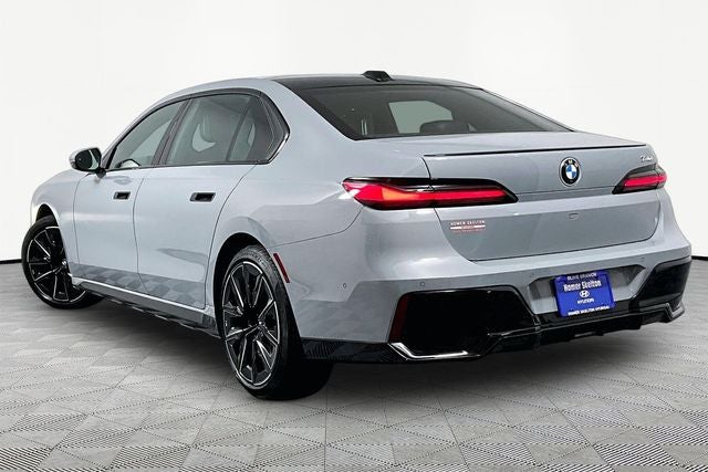 2023 BMW 7 Series 740i