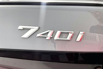 2023 BMW 7 Series 740i
