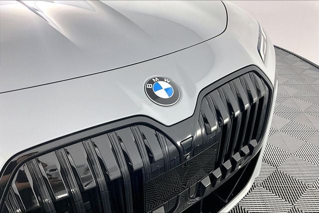 2023 BMW 7 Series 740i