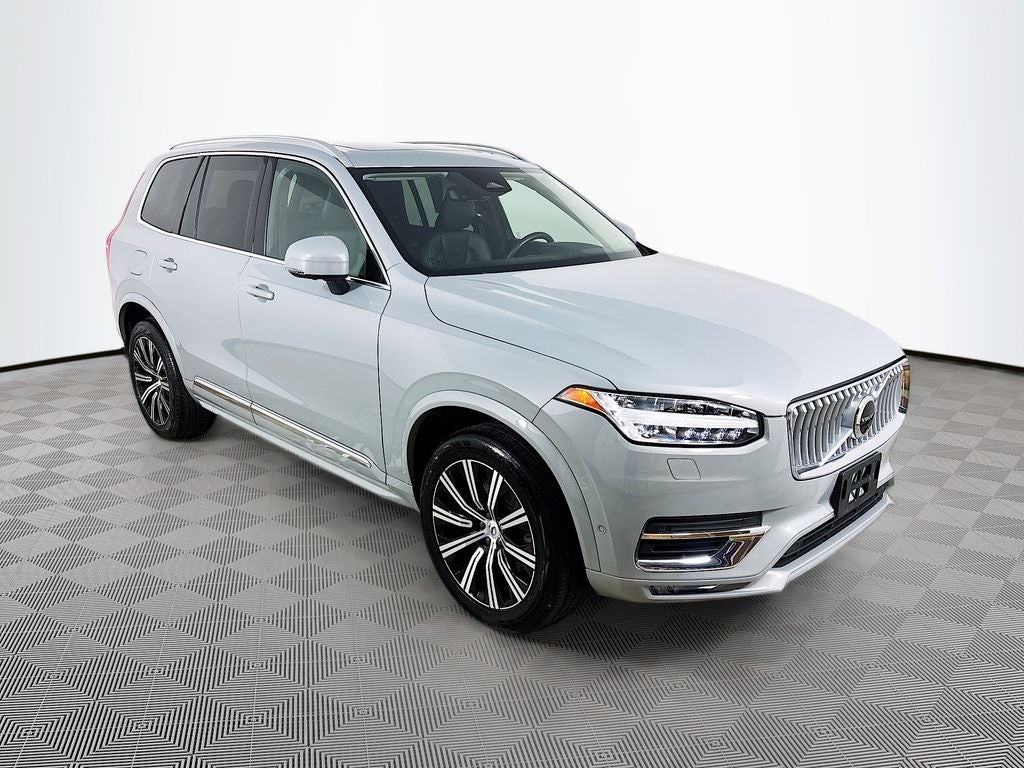 2024 Volvo XC90 B6 Plus Bright Theme