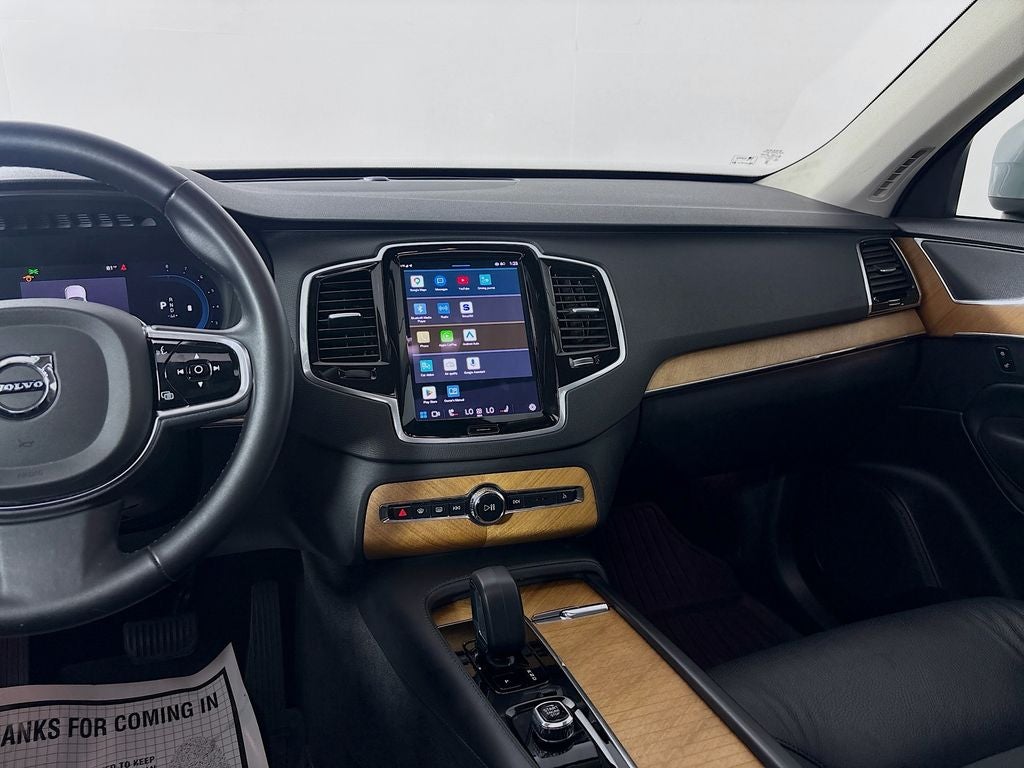 2024 Volvo XC90 B6 Plus Bright Theme