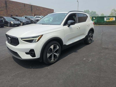 2023 Volvo XC40 Ultimate