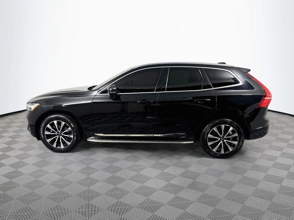 2023 Volvo XC60 B5 Plus Bright Theme