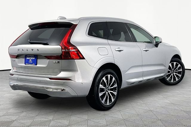 2023 Volvo XC60 B5 Plus Bright Theme