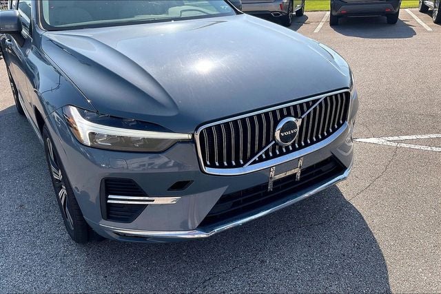 2023 Volvo XC60 B5 Plus Bright Theme