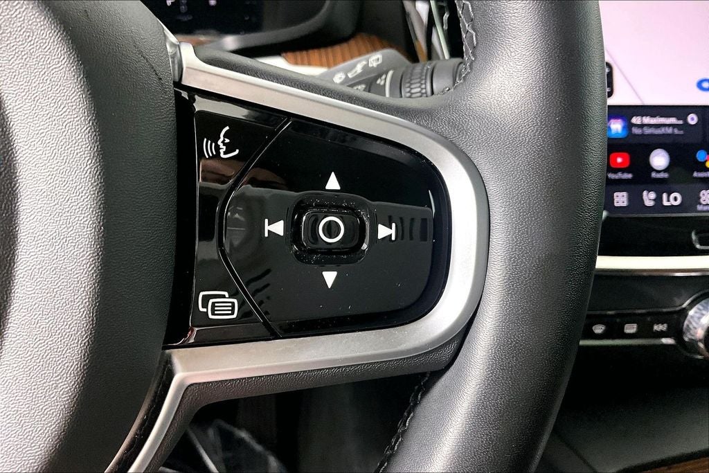 2025 Volvo V60 Cross Country Plus - Photo 19