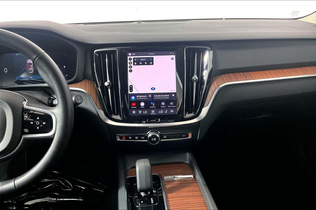 2025 Volvo V60 Cross Country Plus - Photo 6
