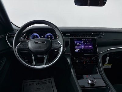 2026 Jeep Grand Cherokee Laredo