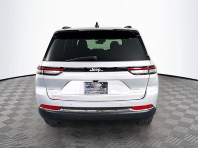 2026 Jeep Grand Cherokee Laredo