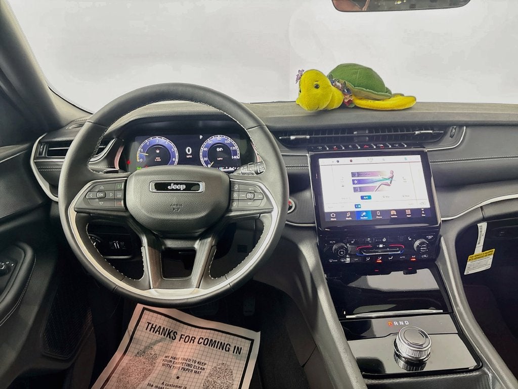 2027 Jeep Grand Cherokee Laredo X