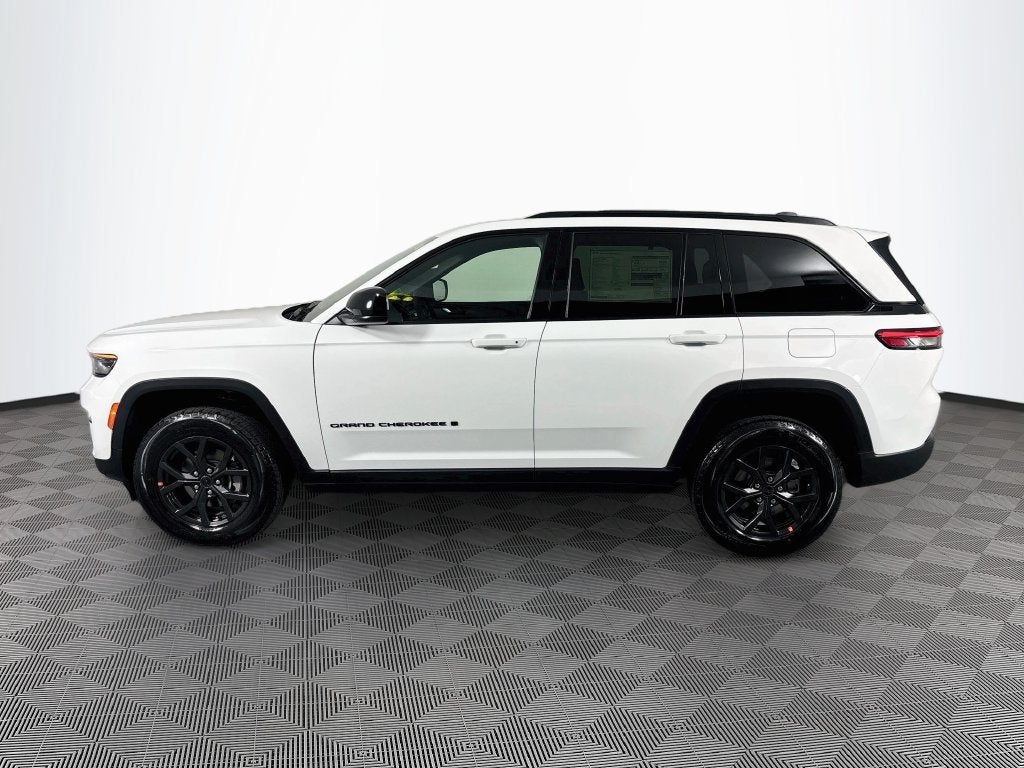 2027 Jeep Grand Cherokee Laredo X