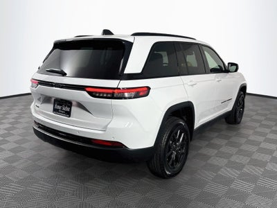 2027 Jeep Grand Cherokee Laredo X