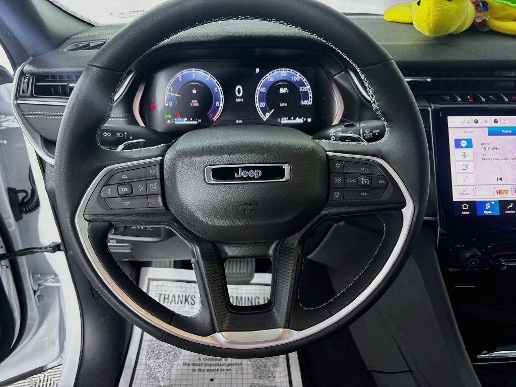 2027 Jeep Grand Cherokee Laredo X