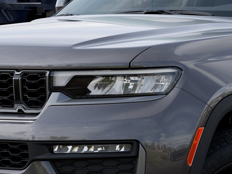 2026 Jeep Grand Cherokee Base