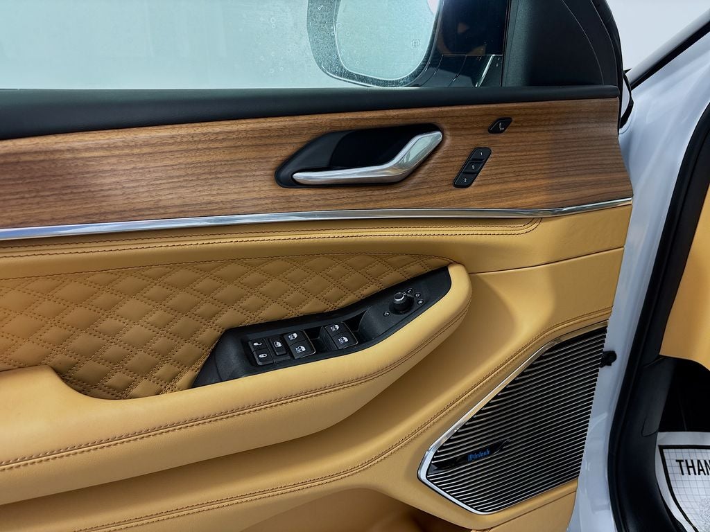 2026 Jeep Grand Cherokee Summit