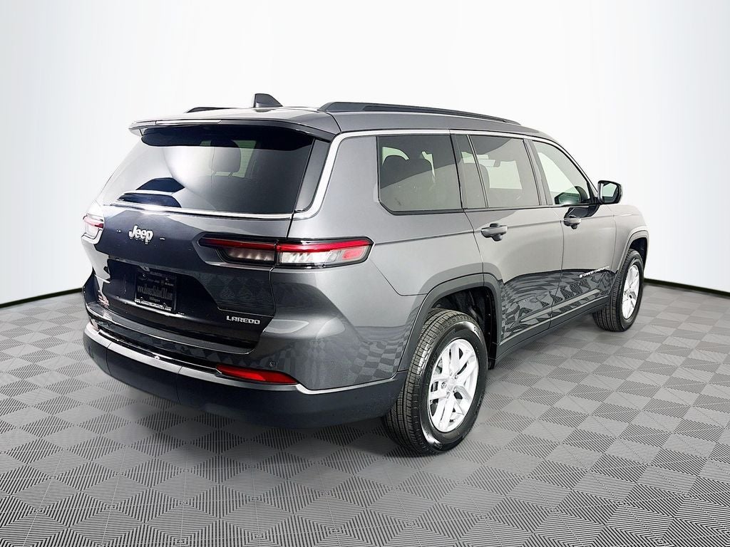 2026 Jeep Grand Cherokee Laredo