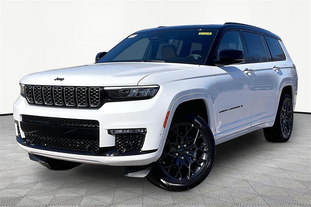 2025 Jeep Grand Cherokee Summit