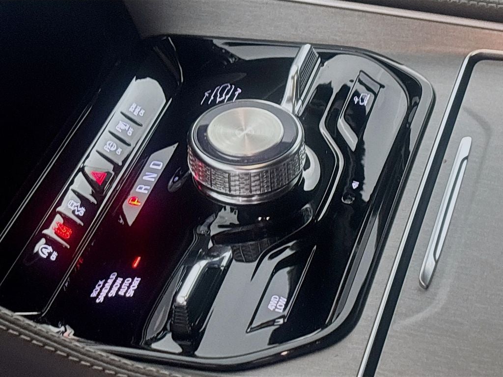 2026 Jeep Grand Wagoneer Upland